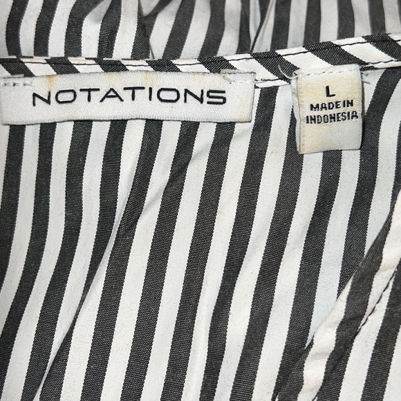 Notations dark gray white stripes crochet detail at sleeves round collar top L - Picture 5 of 8